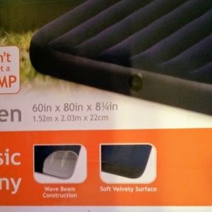 Queen Intex air mattress